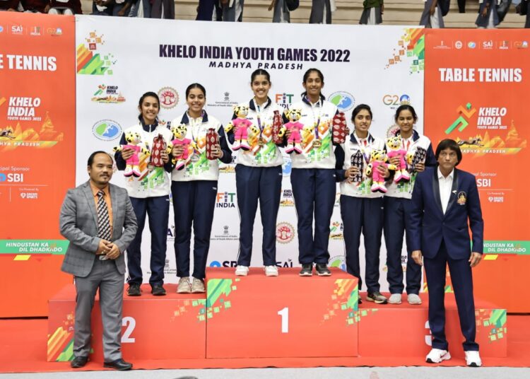 Gold medal in table tennis opened Maharashtra's account